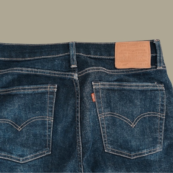 Levi’s 510 Men’s Dark Blue Jeans W30 L32 - Picture 3 of 4